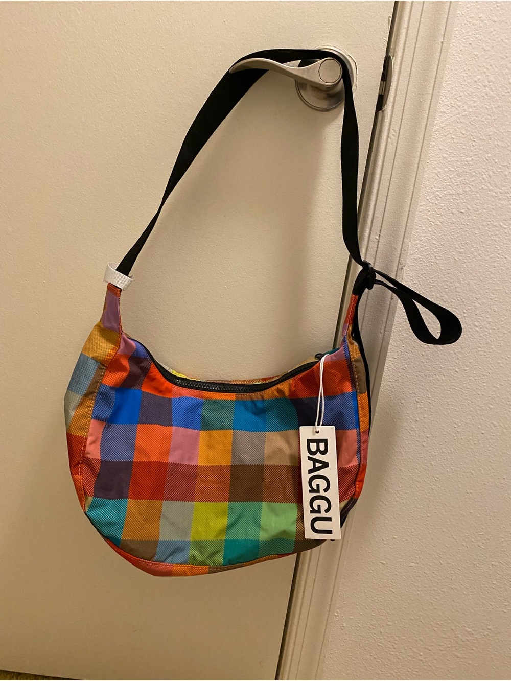 NWT BAGGU MADRAS Medium Crescent